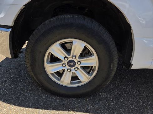 Used 2016 Ford F150 XLT AWD/4WD image 21