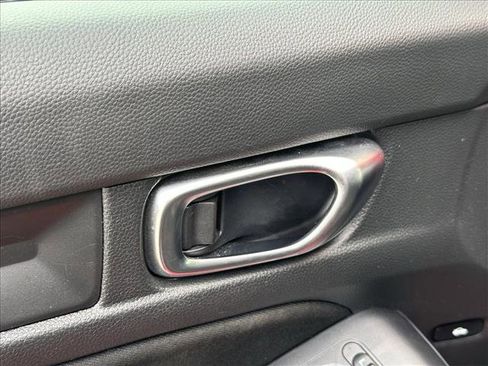 Used 2025 Honda Civic Sport image 19