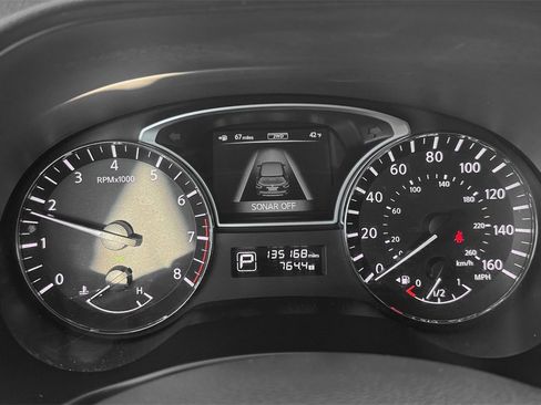 Used 2013 Nissan Pathfinder SL w/ SL Premium Pkg image 18