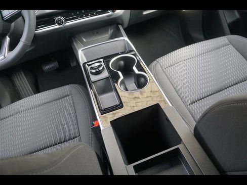 New 2026 Chevrolet Equinox LT image 11