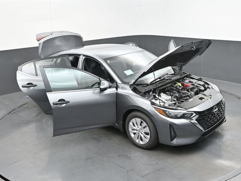 Certified 2025 Nissan Sentra S image 37
