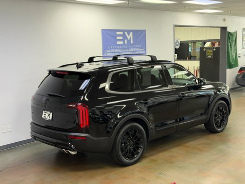 Used 2021 Kia Telluride EX w/ EX Premium Package AWD/4WD image 5