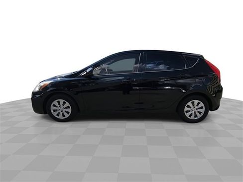 Used 2017 Hyundai Accent SE image 5