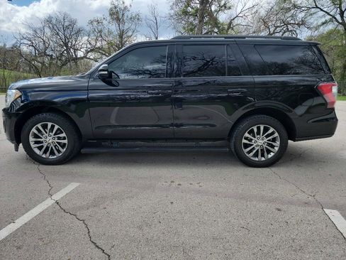 Used 2020 Ford Expedition Limited AWD/4WD image 4