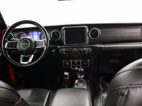Used 2021 Jeep Wrangler Unlimited Sahara AWD/4WD image 15