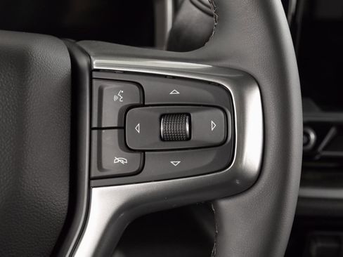 Used 2025 Chevrolet Silverado 3500 LTZ w/ LTZ Plus Package AWD/4WD image 17