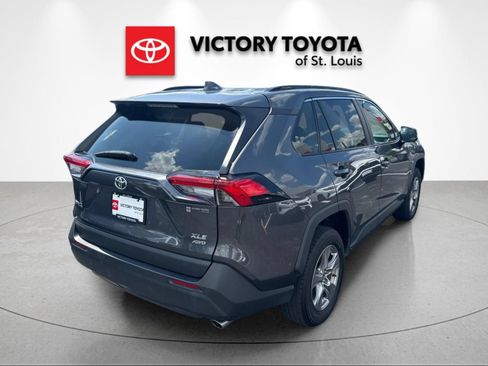 Used 2024 Toyota RAV4 XLE AWD/4WD image 3