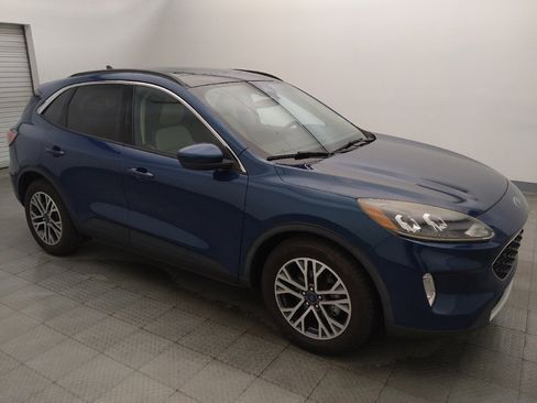 Used 2020 Ford Escape SEL FWD image 11