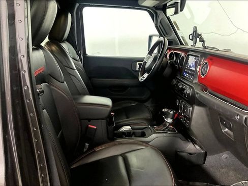 Used 2022 Jeep Gladiator Rubicon w/ Trailer Tow Package AWD/4WD image 3