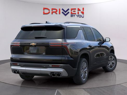 New 2026 Chevrolet Traverse LT w/ LPO, Floor Liner Package image 4