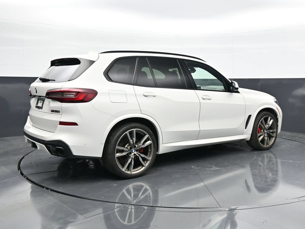Used 2021 BMW X5 M50i AWD/4WD image 2