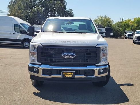New 2026 Ford F250 XL w/ XL Chrome Package RWD image 3