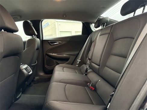 Used 2023 Chevrolet Malibu LT image 16