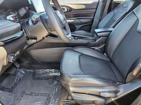 Used 2024 Jeep Compass Trailhawk image 15