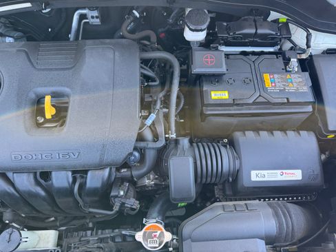 Used 2023 Kia Soul S FWD image 18