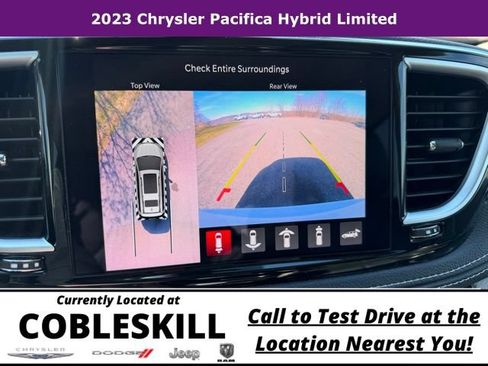 Used 2023 Chrysler Pacifica Limited FWD image 20