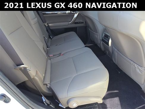 Used 2021 Lexus GX 460 Premium image 13