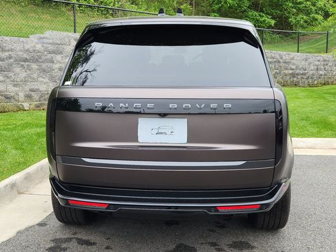 New 2026 Land Rover Range Rover Long Wheelbase SE AWD/4WD image 7
