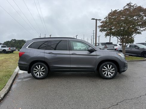 Used 2021 Honda Pilot EX image 10