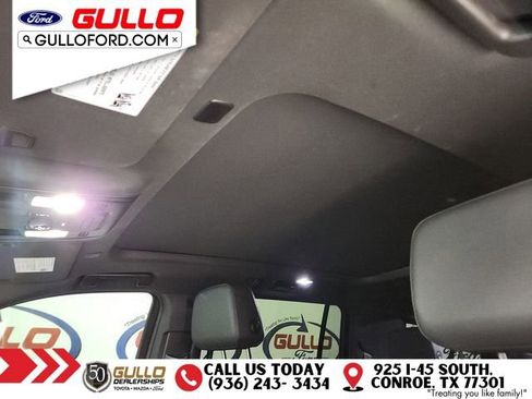 Used 2023 Chevrolet Suburban Z71 w/ Luxury Package image 24