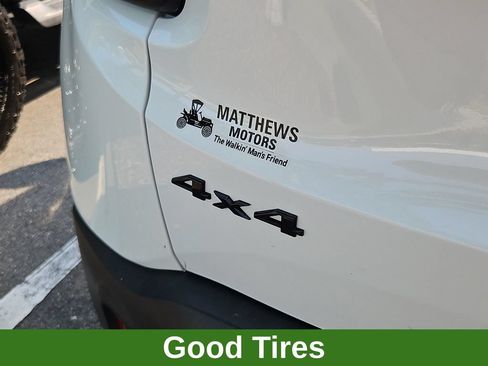 Used 2023 Jeep Renegade Latitude AWD/4WD image 7