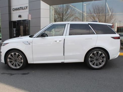 New 2026 Land Rover Range Rover Sport Dynamic SE image 5