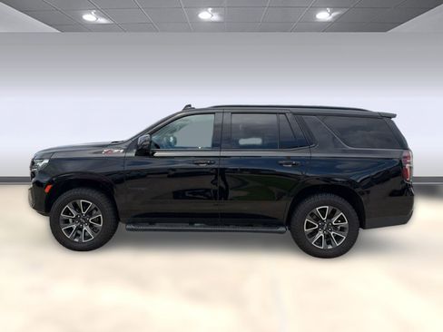 Used 2022 Chevrolet Tahoe Z71 w/ Luxury Package AWD/4WD image 2