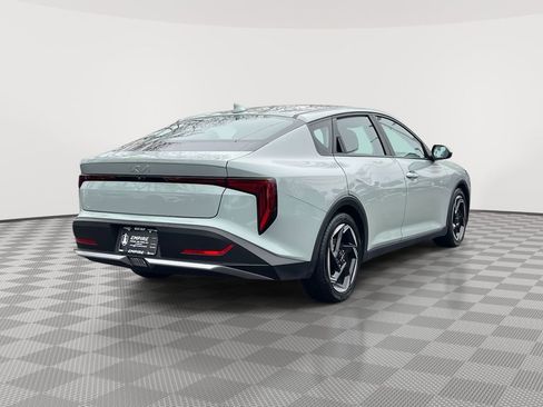 Used 2025 Kia K4 EX image 7