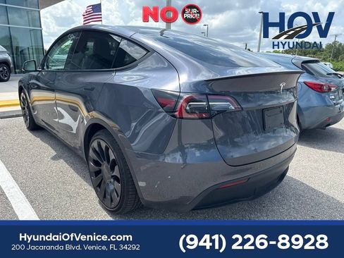Used 2022 Tesla Model Y Performance AWD/4WD image 12