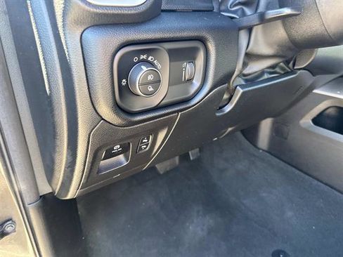 Used 2022 RAM 1500 Big Horn image 22