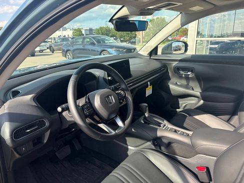 Certified 2026 Honda HR-V EX-L image 10
