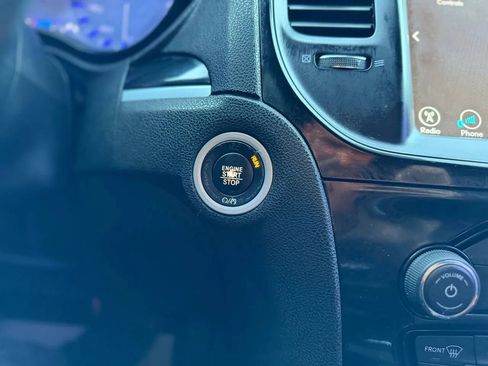 Used 2017 Chrysler 300 S image 50