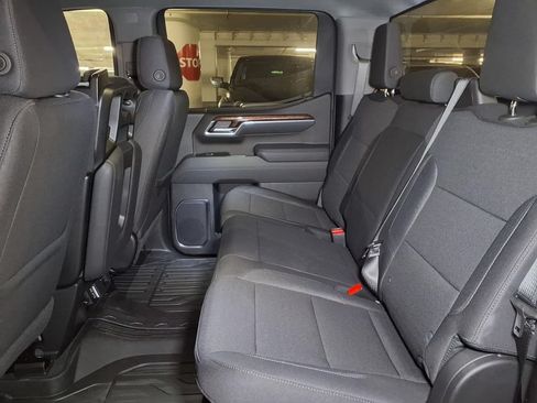 Used 2026 GMC Sierra 1500 SLE AWD/4WD image 12