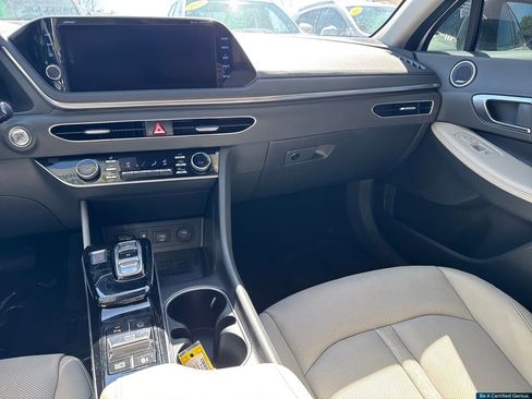 Certified 2023 Hyundai Sonata Limited FWD image 41