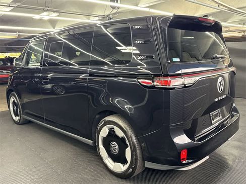 New 2025 Volkswagen ID. Buzz Pro S image 15