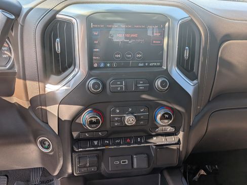 Used 2021 Chevrolet Silverado 2500 LT w/ All Star Edition image 25