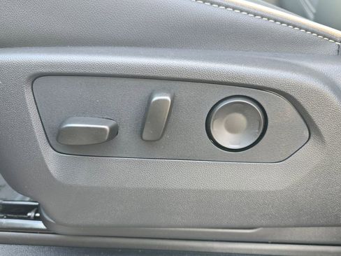 New 2026 GMC Yukon XL Elevation w/ Elevation Premium Package image 16