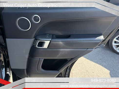 Used 2016 Land Rover Range Rover Sport SE AWD/4WD image 16