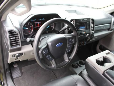 Used 2019 Ford F250 XLT w/ XLT Value Package AWD/4WD image 14