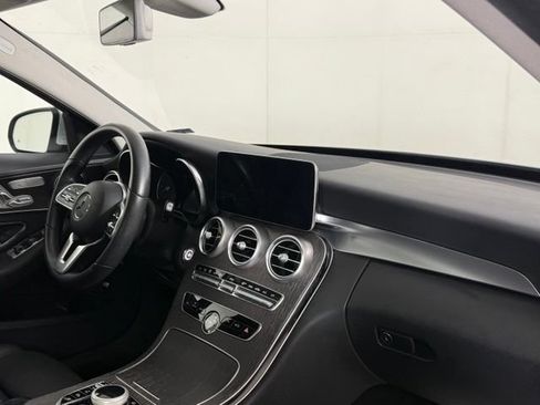 Used 2019 Mercedes-Benz C 300 Sedan image 30