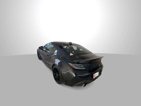 Certified 2024 Toyota GR86 image 6