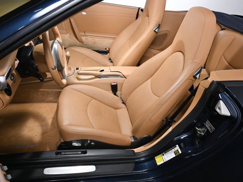 Used 2010 Porsche 911 Carrera 4S AWD/4WD image 6