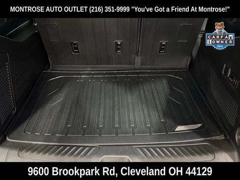 Used 2023 GMC Yukon XL SLT w/ SLT Premium Package image 43