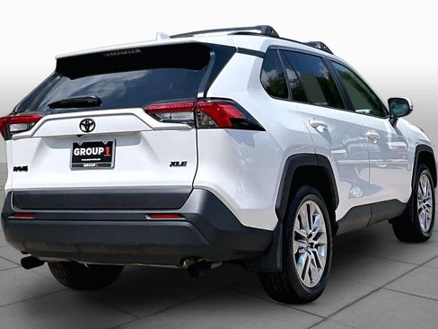 Used 2024 Toyota RAV4 XLE Premium image 13