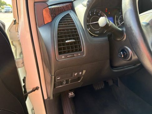 Used 2020 Nissan Armada SL w/ Premium Package RWD image 28