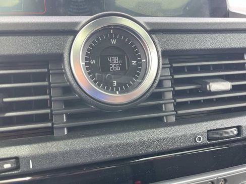 Used 2025 INEOS Grenadier AWD/4WD image 45