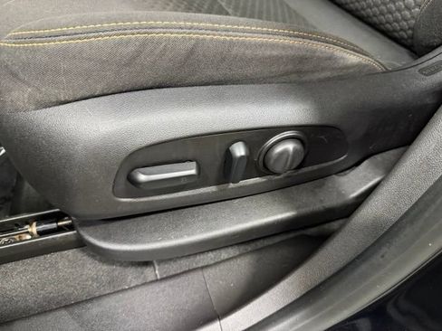 Used 2018 GMC Terrain SLE w/ Driver Convenience Package AWD/4WD image 22