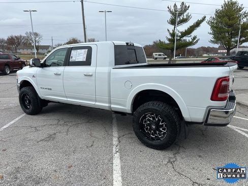 Used 2019 RAM 3500 Limited image 23