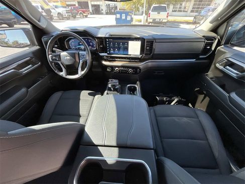 Used 2023 Chevrolet Silverado 1500 RST image 17