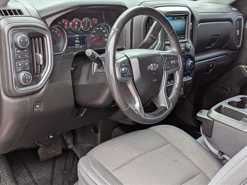 Used 2019 Chevrolet Silverado 1500 LT Trail Boss w/ Convenience Package AWD/4WD image 9